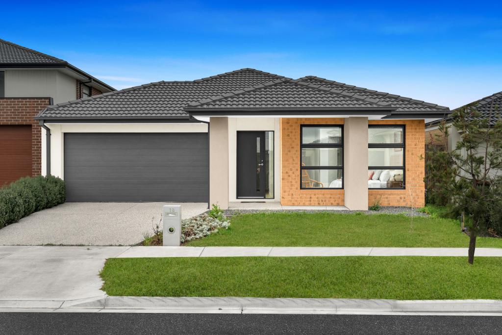 18 Milford St, Clyde, VIC 3978