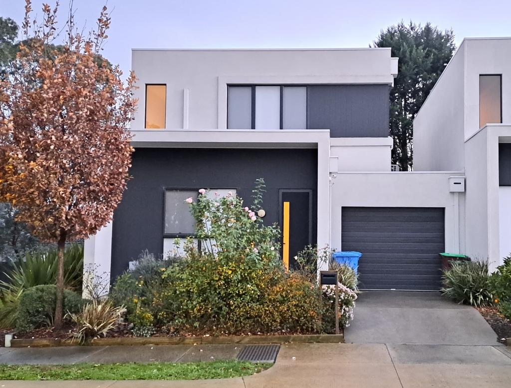 50 RIANA LOOP, EUMEMMERRING, VIC 3177