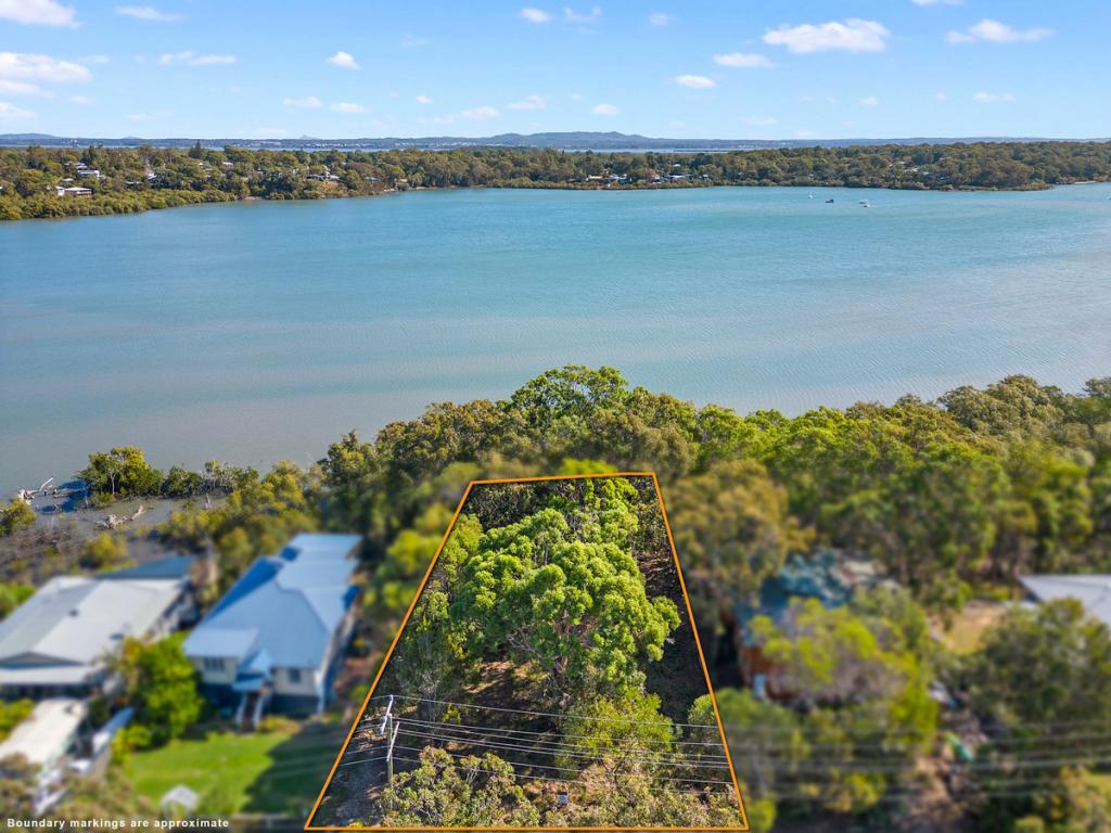 26 Calm Waters Cres, Macleay Island, QLD 4184