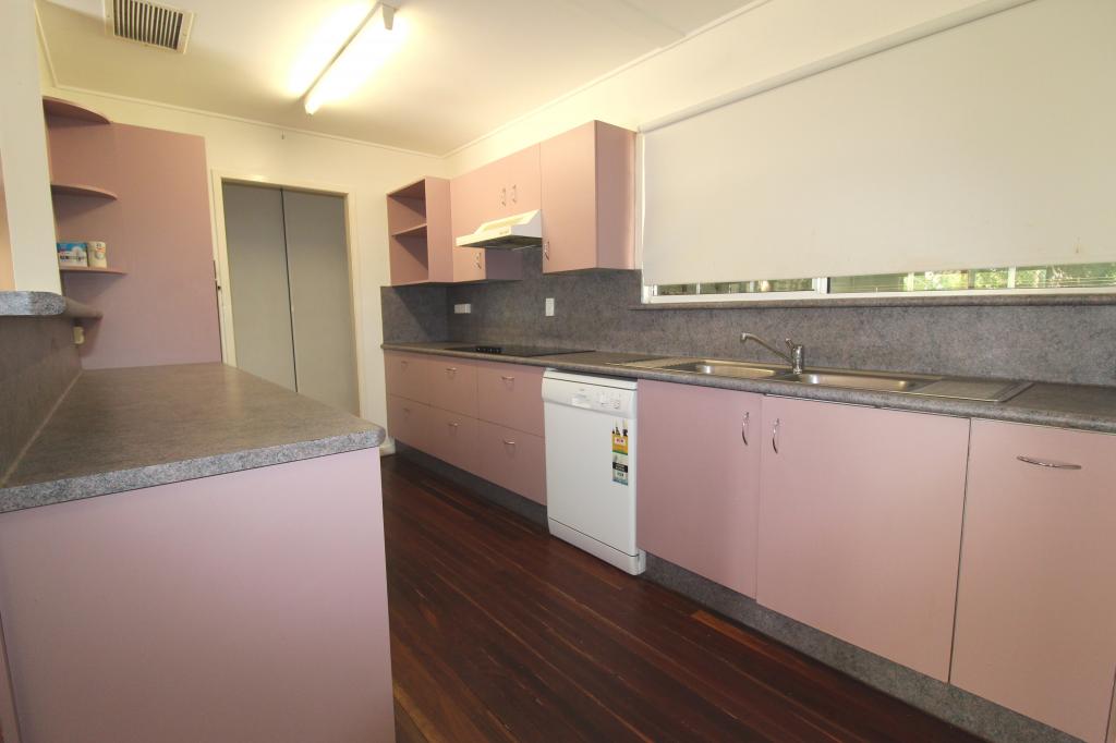 12 Kyrie Ave, Sunset, QLD 4825