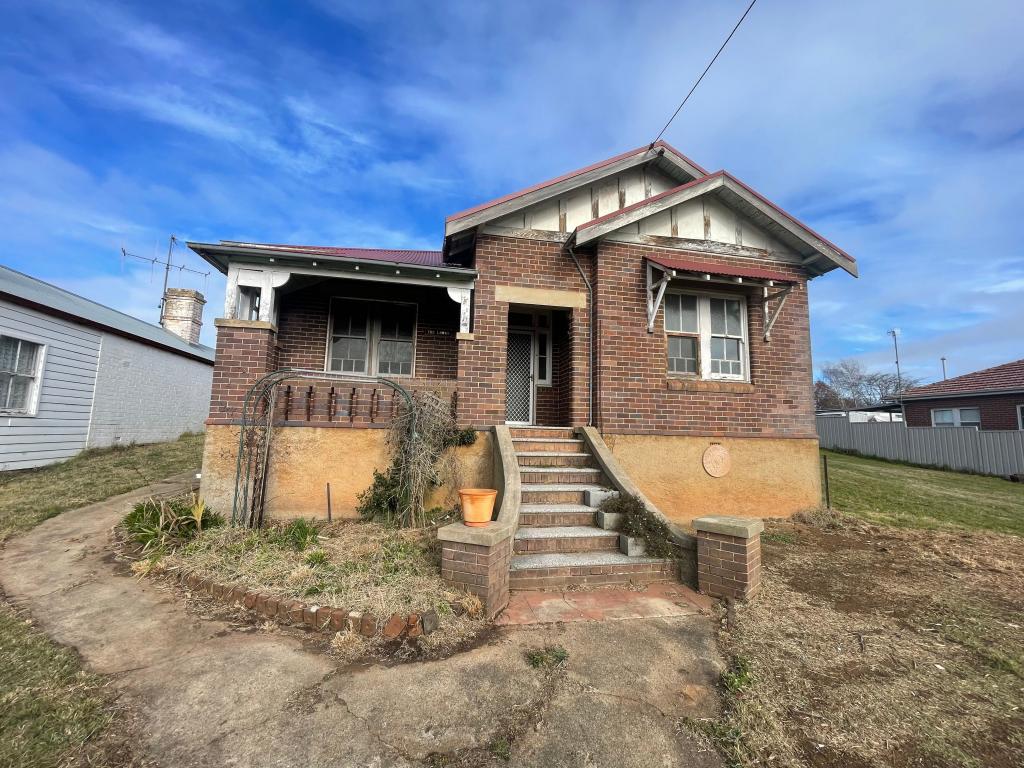 79 Denison St, Crookwell, NSW 2583