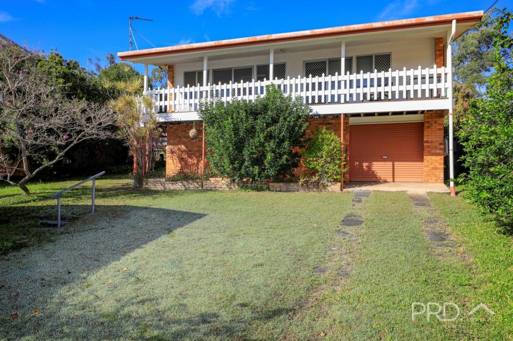 17 PARTRIDGE ST, TORQUAY, QLD 4655