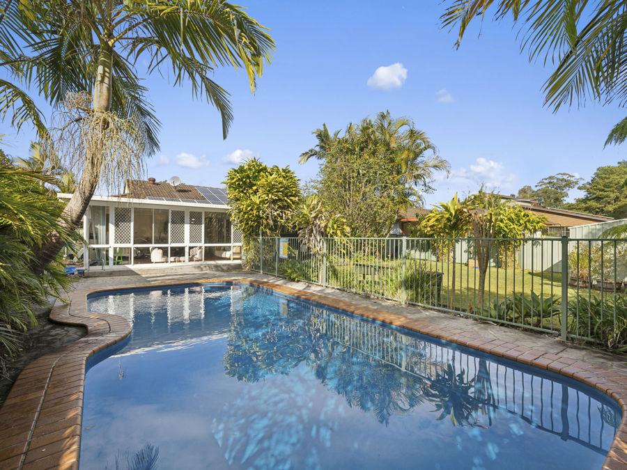 31 BONVILLE WATERS DR, SAWTELL, NSW 2452