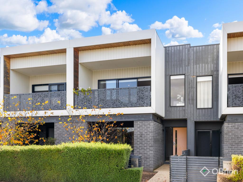 45 Tackle Dr, Point Cook, VIC 3030