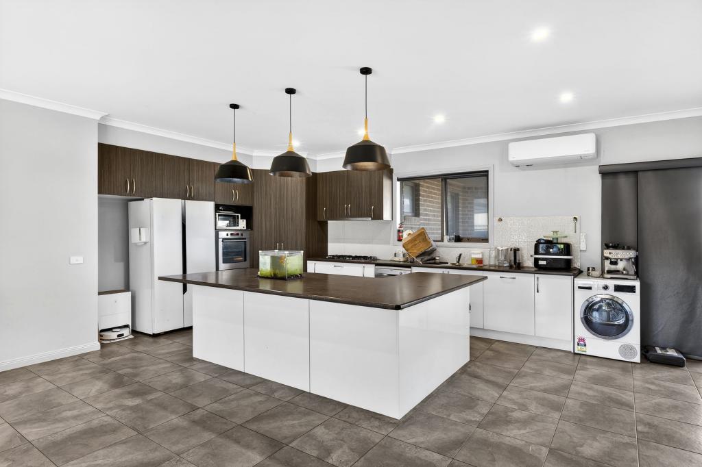 3-4 Cortona Pl, Waurn Ponds, VIC 3216
