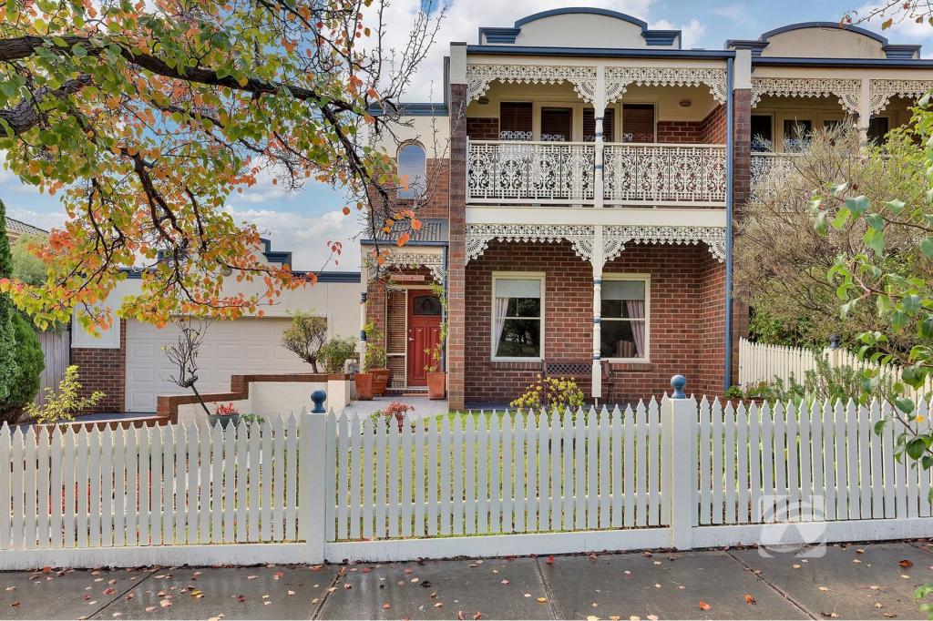8 Reid Mews, Berwick, VIC 3806