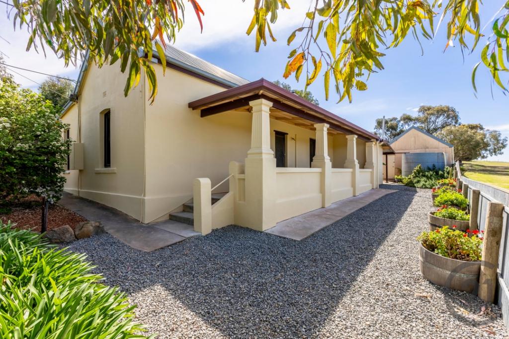 9 Seelanders Rd, Penrice, SA 5353