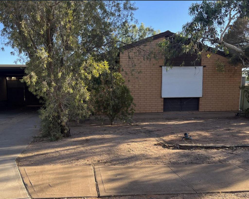 38 DAVIES CRES, PORT AUGUSTA WEST, SA 5700