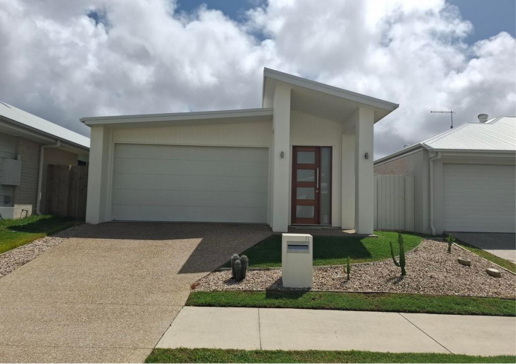 71 Cocos Cres, Banya, QLD 4551