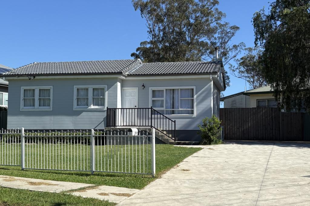 1 Dorset St, Cambridge Park, NSW 2747