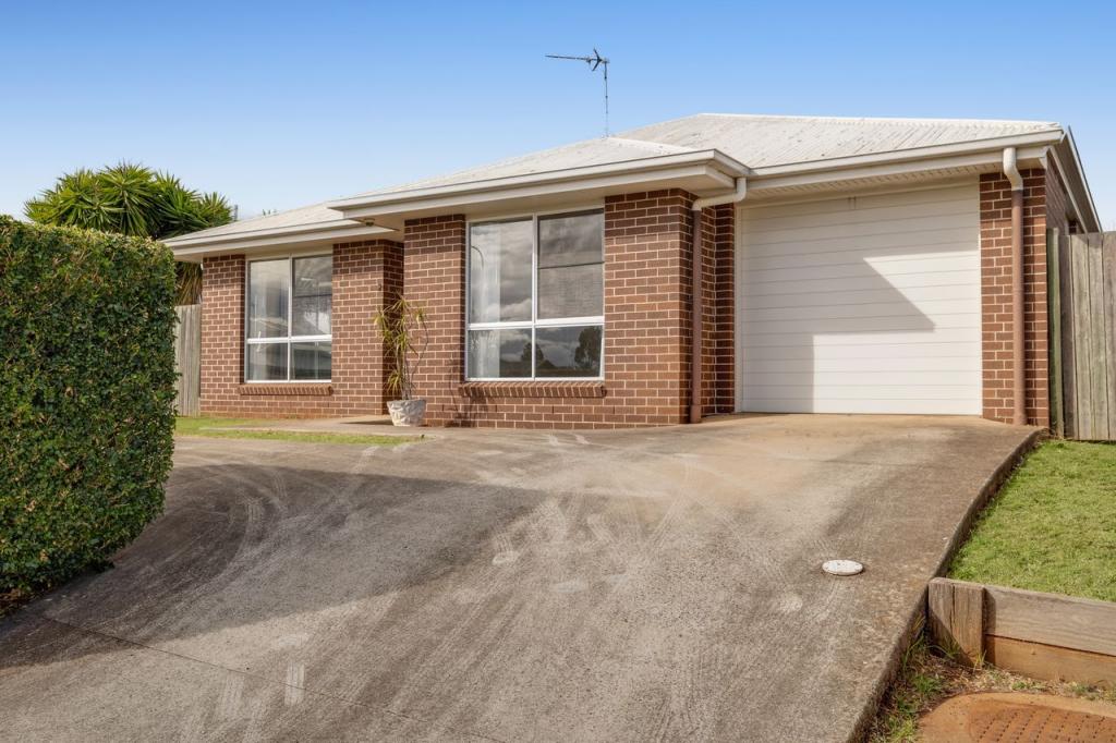 2/2 Tempest Dr, Glenvale, QLD 4350