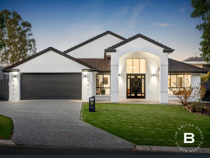 43 Oakview Cct, Brookwater, QLD 4300