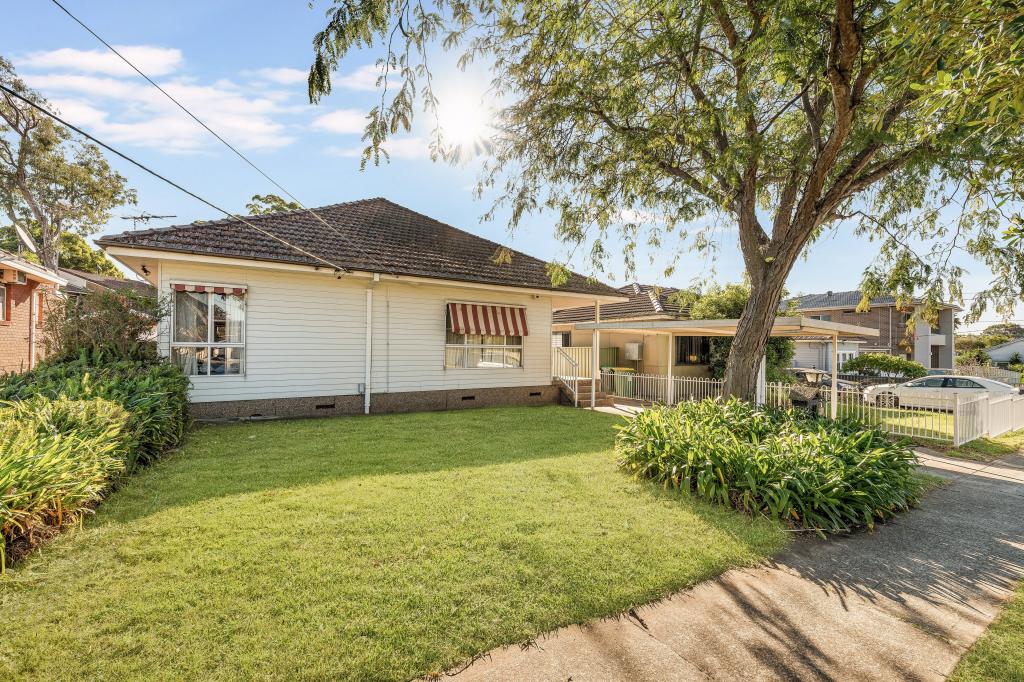 8 Wallace St, Sefton, NSW 2162