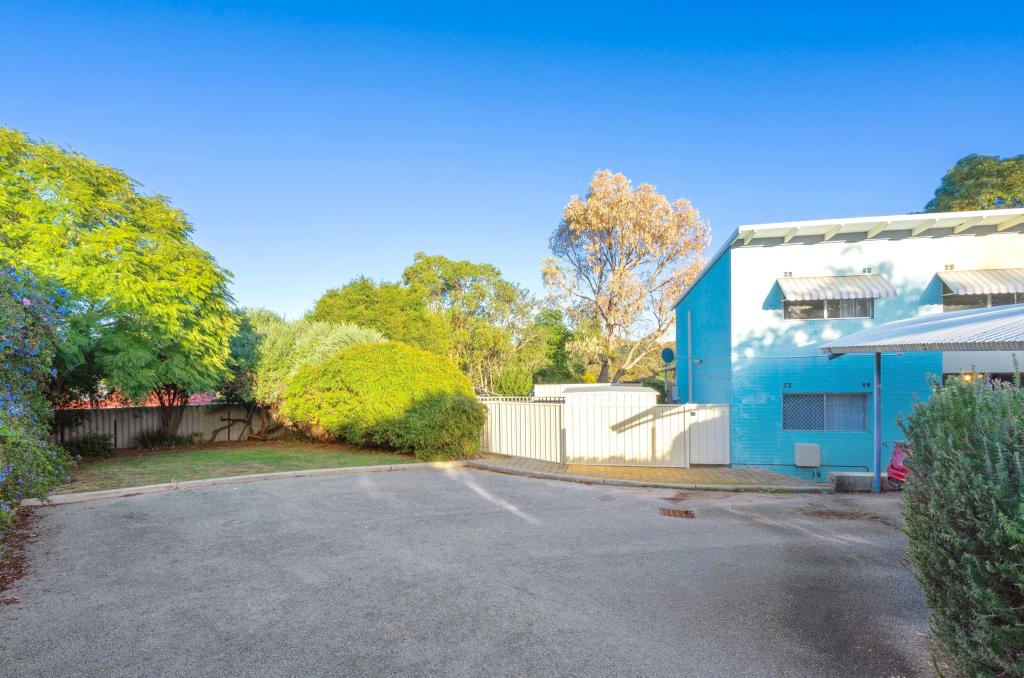 4/12 Edmund Way, Calista, WA 6167