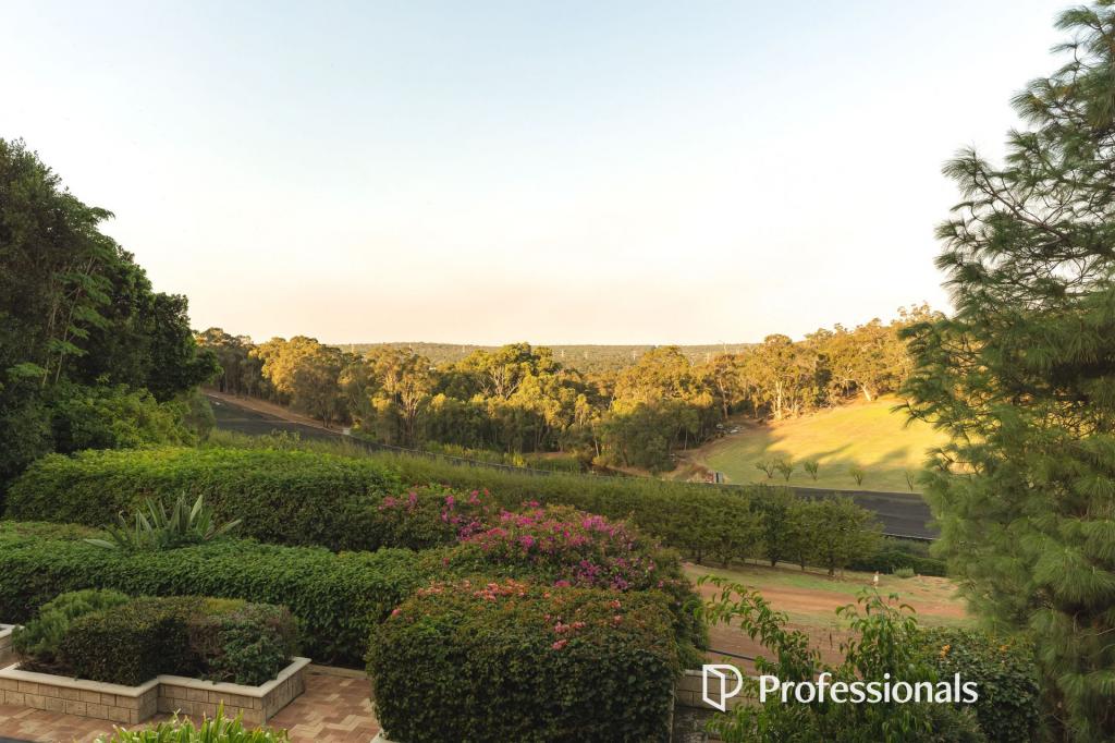 167 Stanhope Rd, Bickley, WA 6076