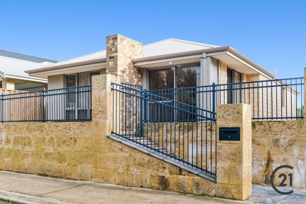 12 Shearwater View, Halls Head, WA 6210