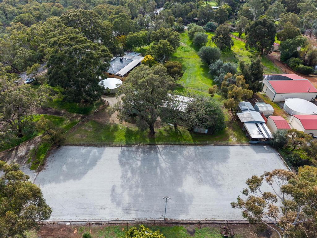 306 Canning Mills Rd, Roleystone, WA 6111
