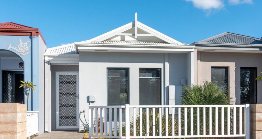 40 WILDING BVD, ELLENBROOK, WA 6069