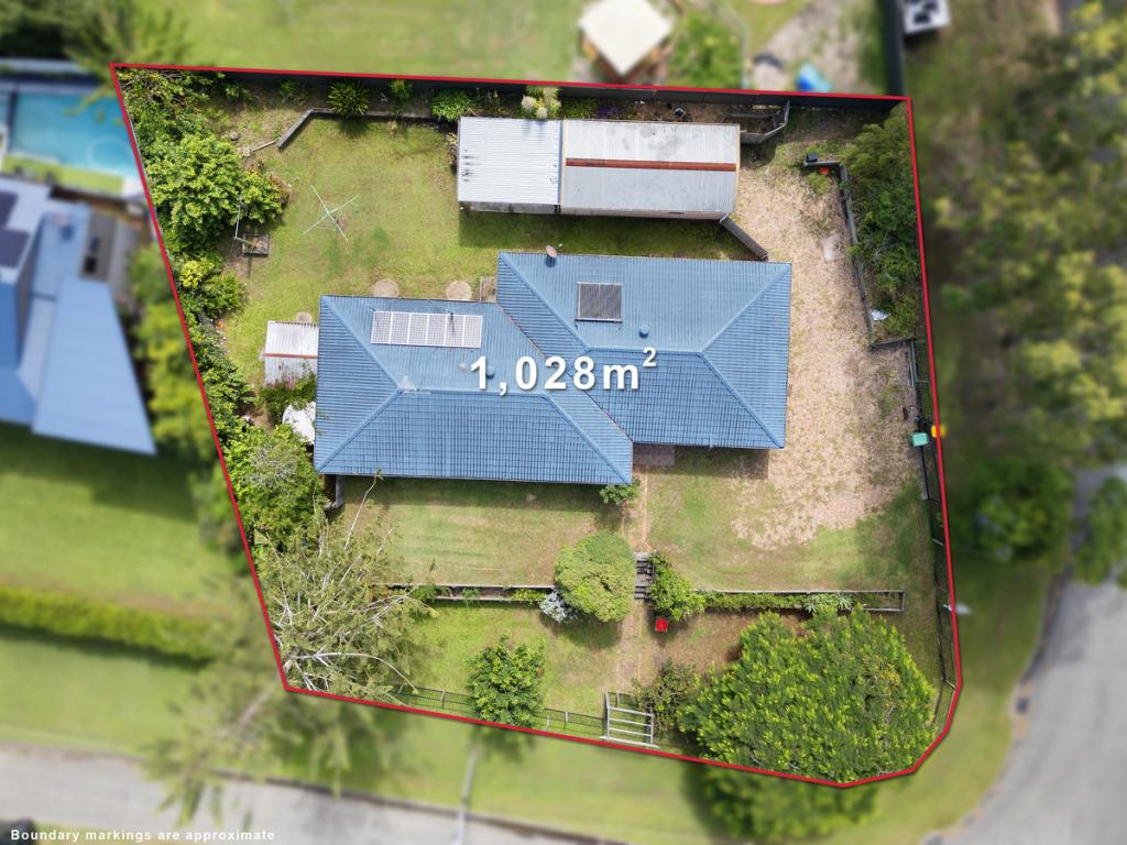 23 Pear St, Redland Bay, QLD 4165