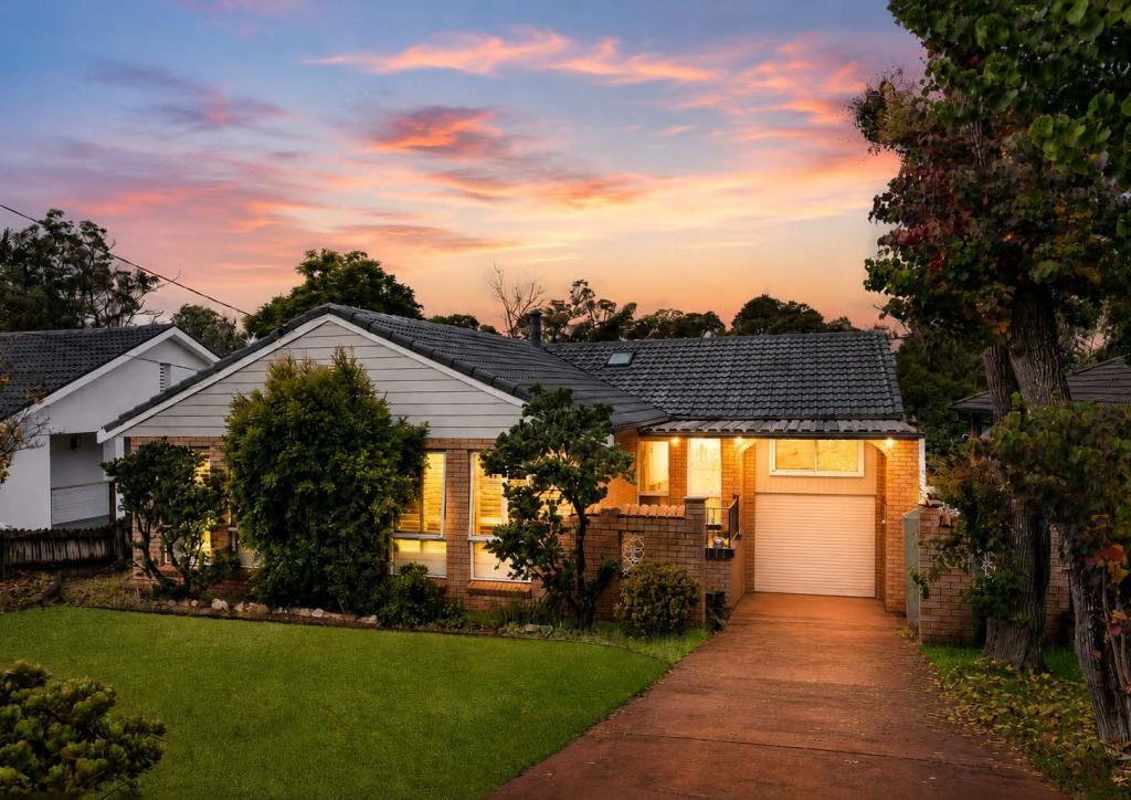 35 Wahroonga Rd, Winmalee, NSW 2777