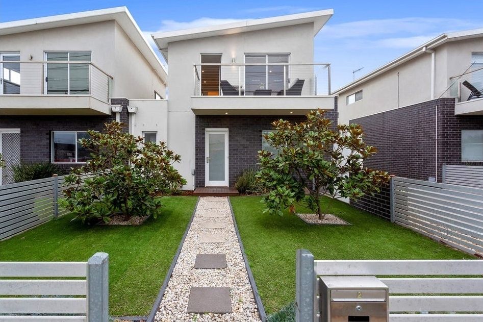 2/9-11 KYLE RD, ALTONA NORTH, VIC 3025