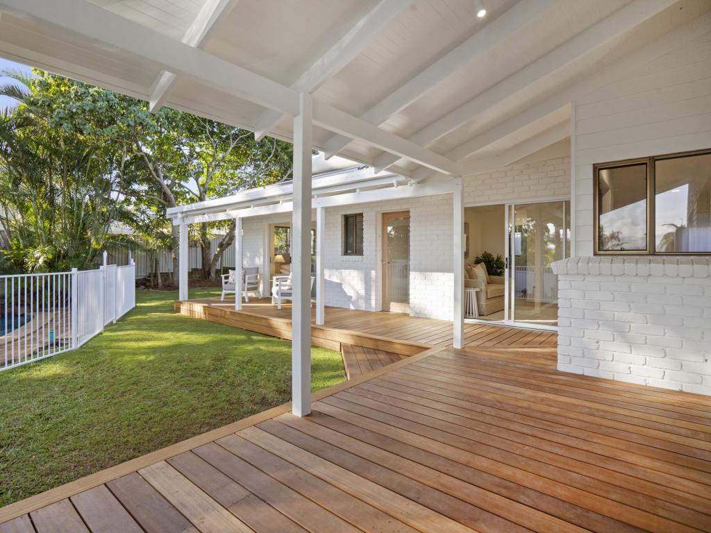 12 Coolabah Ct, Banora Point, NSW 2486