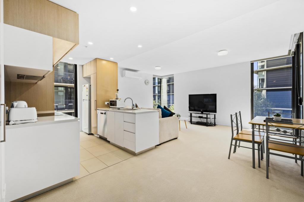 105/99 Eastern Valley Way, Belconnen, ACT 2617