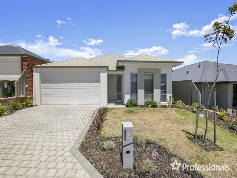 6 Apostles Cnr, Wandi, WA 6167
