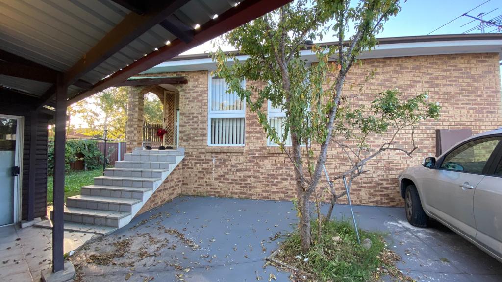 10 Conrad St, Wetherill Park, NSW 2164