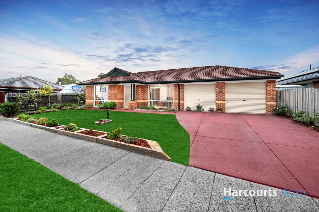 8 Macleod Way, Lynbrook, VIC 3975