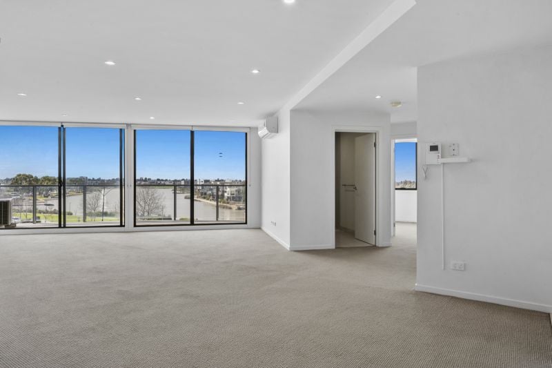 22/1 Woodward Way, Caroline Springs, VIC 3023