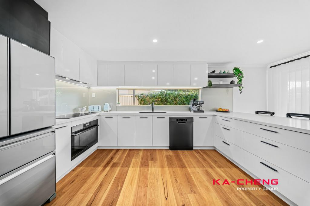 17b Collins Ct, Morley, WA 6062