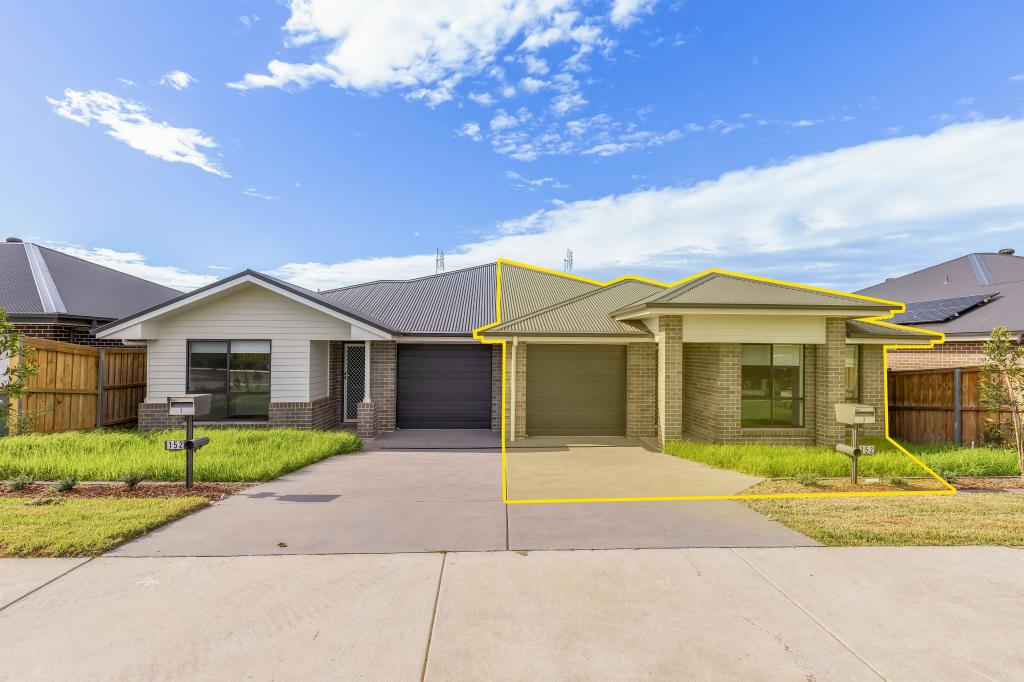 2/152 Settlers Bvd, Chisholm, NSW 2322