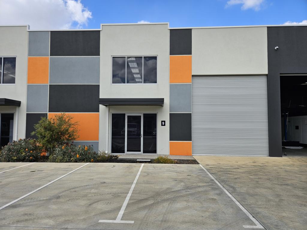 9/37 Supreme Loop, Gnangara, WA 6077