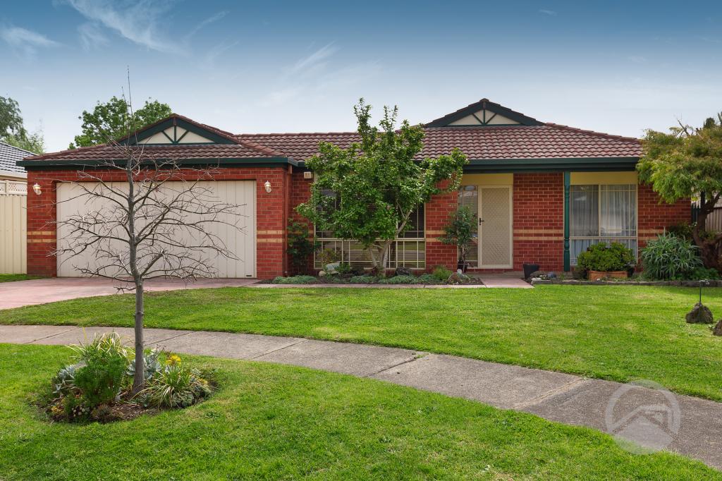 6 Millbank Pl, Cranbourne, VIC 3977