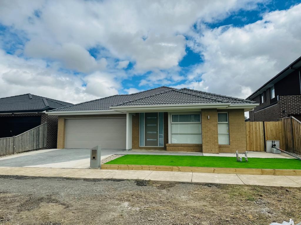 40 Samson Brook Dr, Wallan, VIC 3756