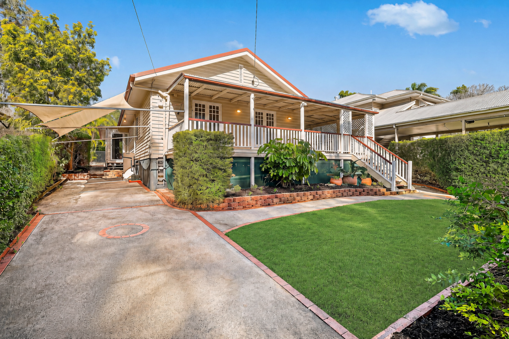 65 Gray Ave, Corinda, QLD 4075