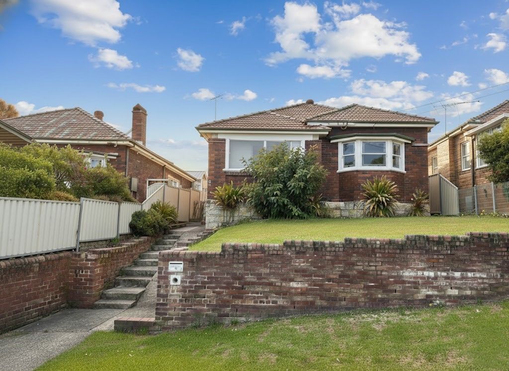 5 Wolli St, Kingsgrove, NSW 2208