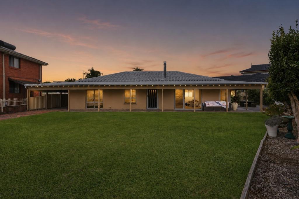 26 Ferndale St, Killarney Vale, NSW 2261