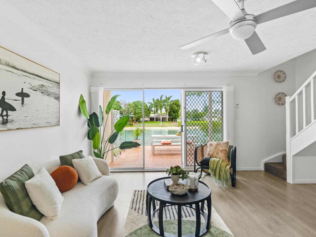 166/2-10 Coolgardie St, Elanora, QLD 4221