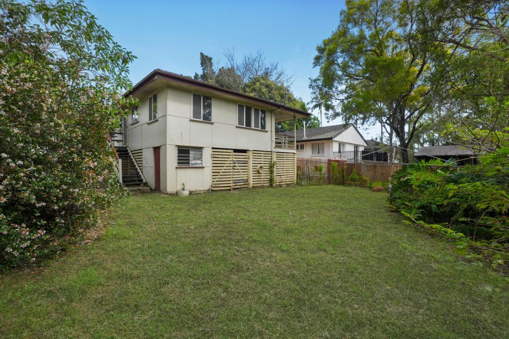 7 SKYLINE DR, KINGSTON, QLD 4114