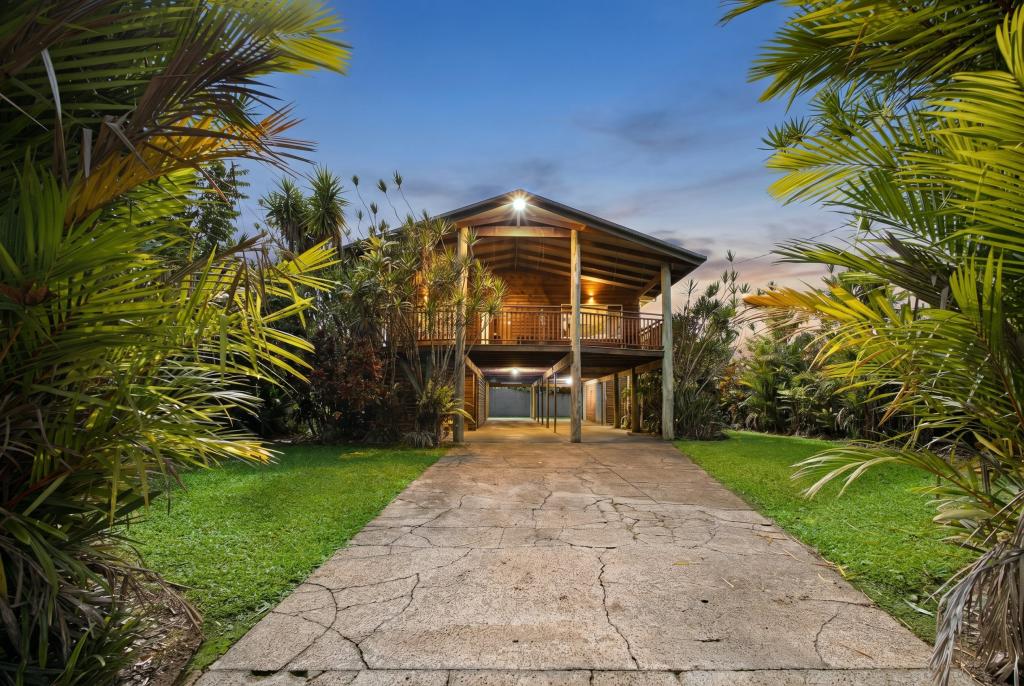 20 Bineham St, Tully, QLD 4854
