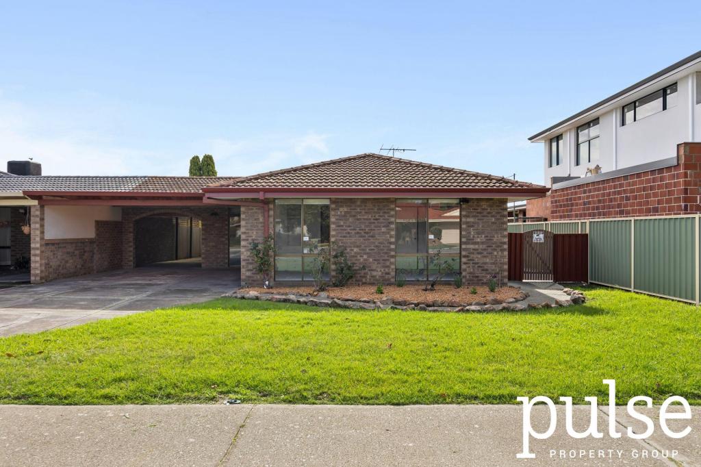 102b Corinthian Rd, Shelley, WA 6148