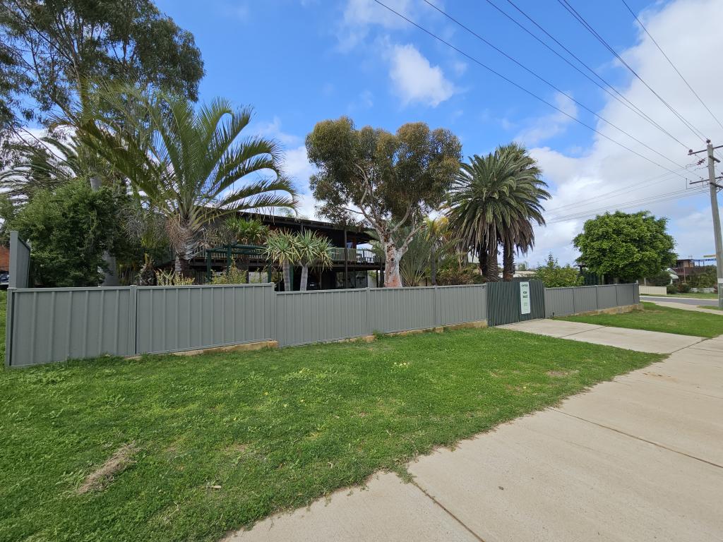 29 Smith St, Kalbarri, WA 6536