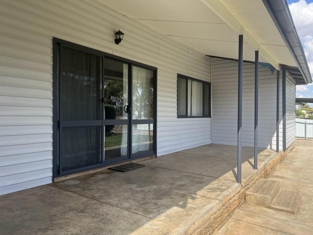 6-8 Hayes St, Berrigan, NSW 2712