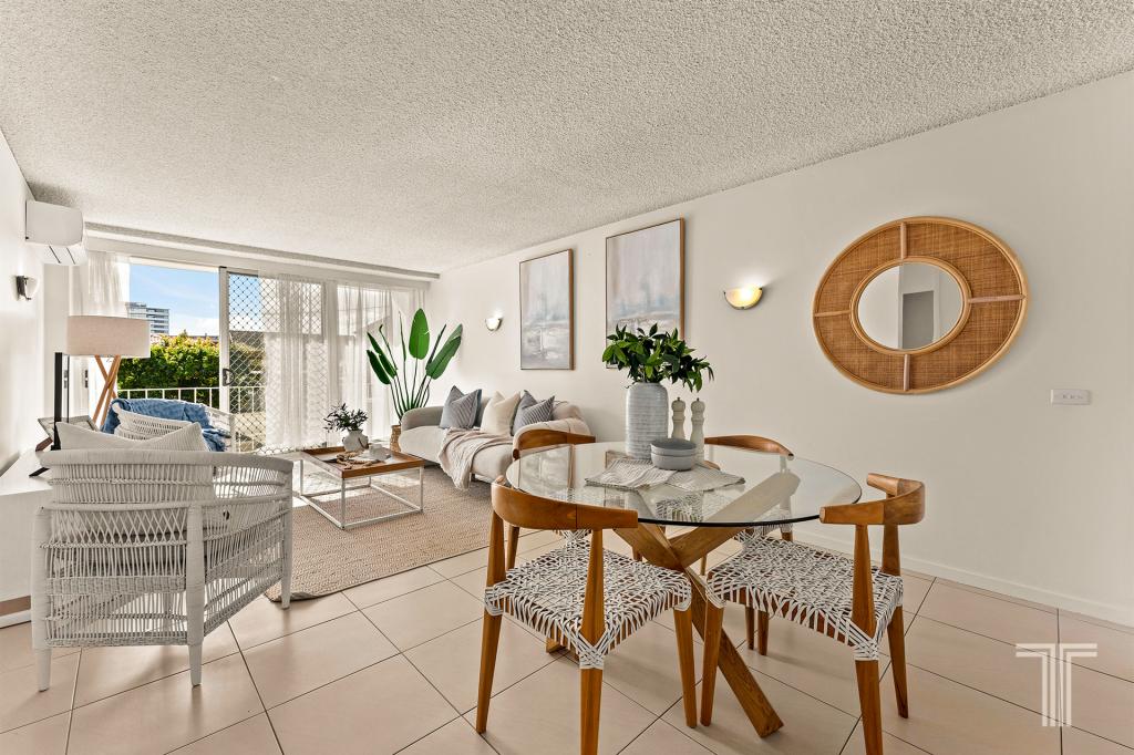 4/223 Cavendish Rd, Coorparoo, QLD 4151