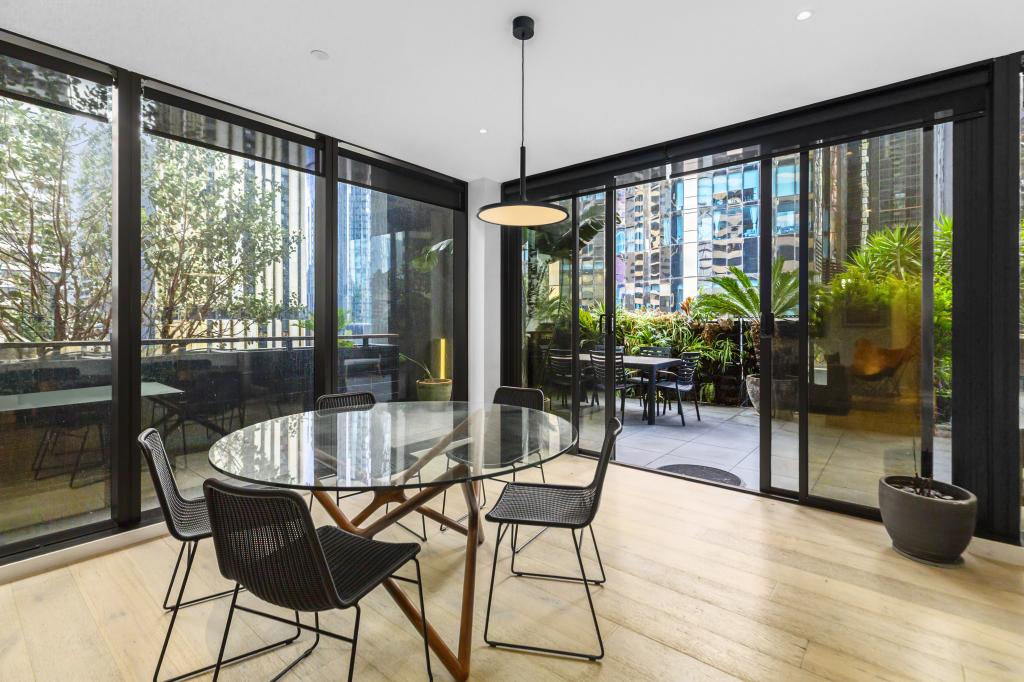 902/120 A'BECKETT ST, MELBOURNE, VIC 3000