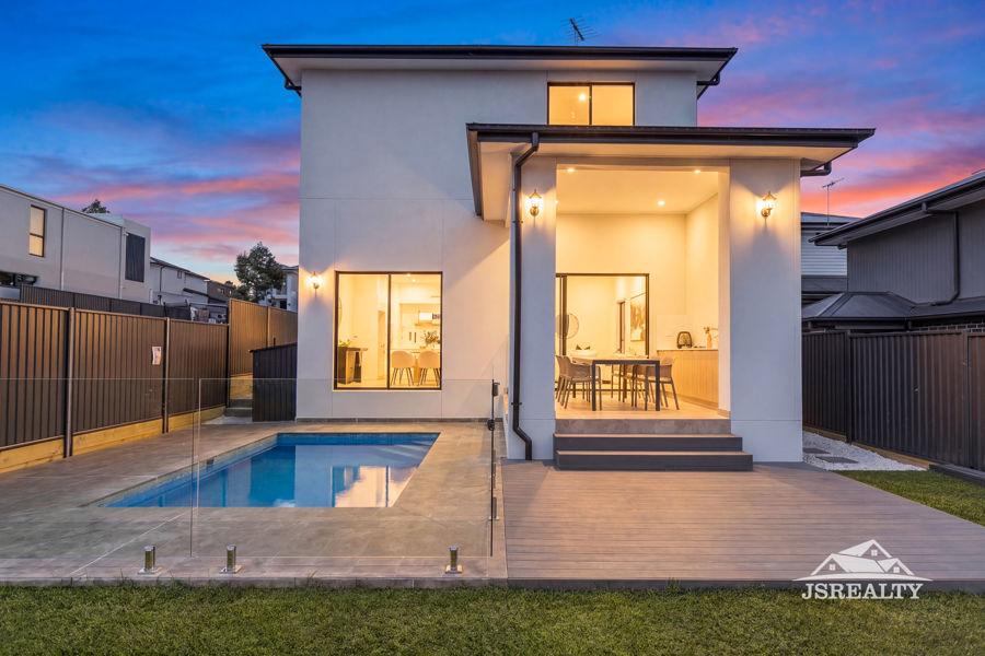 4 KRANJI ST, BOX HILL, NSW 2765