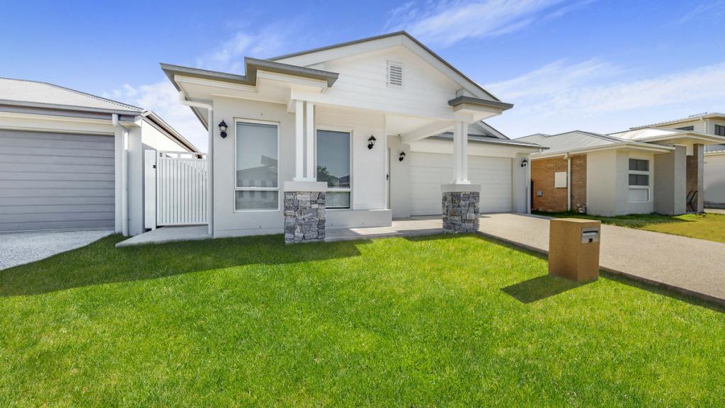 39 Lighthouse Esp, Newport, QLD 4020