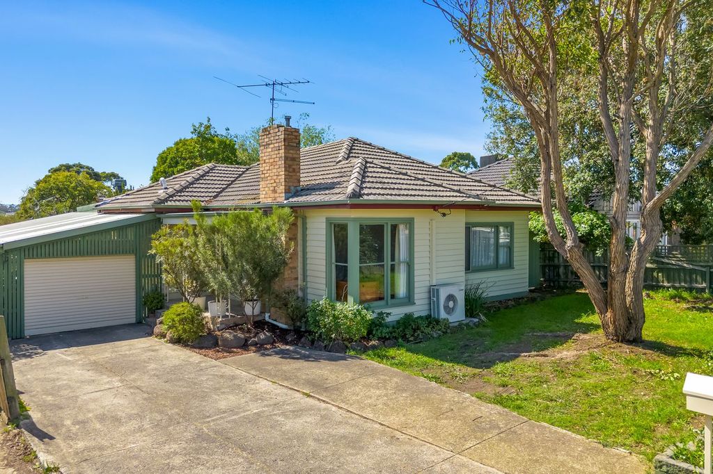 318 GRIMSHAW ST, WATSONIA NORTH, VIC 3087